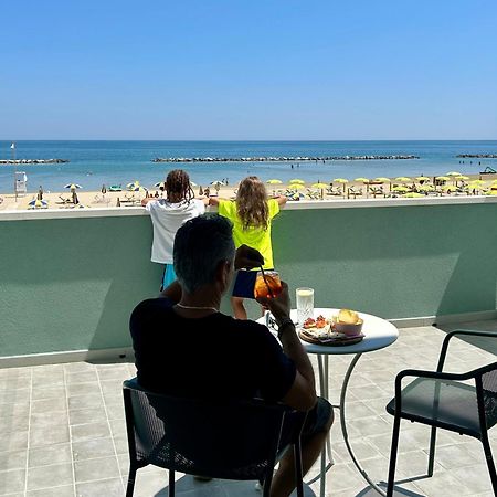 Hotel Acquamarina Viserba Rimini Esterno foto